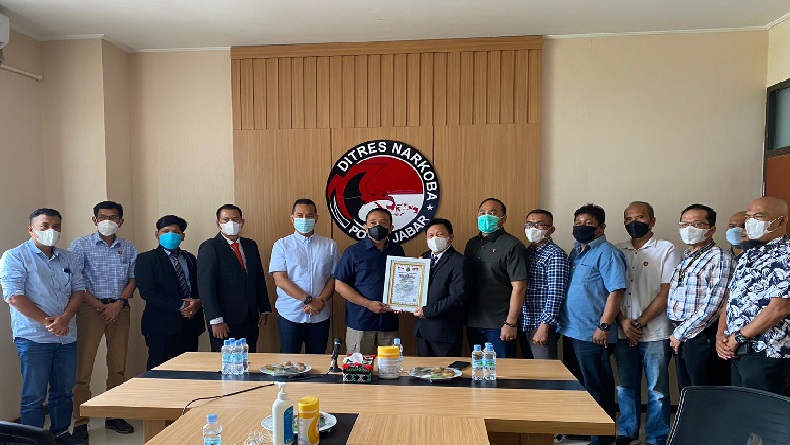 Gagalkan Penyelundupan 1,2 Ton Sabu asal Iran, Ditresnarkoba Polda Jabar Diganjar Penghargaan