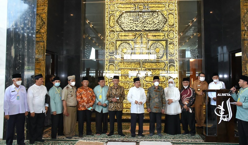Resmikan Masjid Al Fattah Tulungagung bersama Khofifah, JK: Islam Itu Netral Tidak Radikal