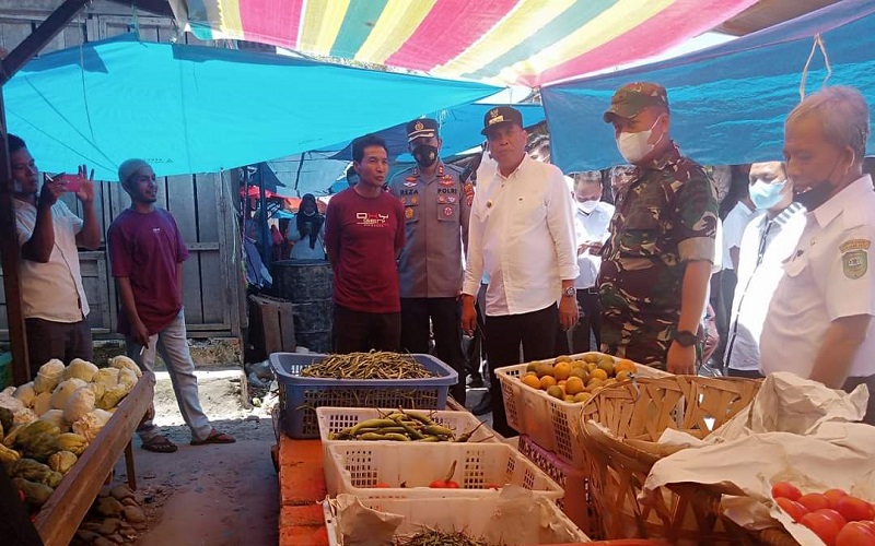 Sidak Jelang Ramadan, Bupati Madina Temukan Harga Kedelai Naik Hampir 100 Persen