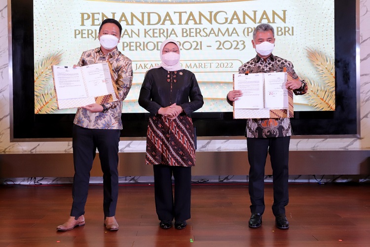 BRI Tanda Tangani PKB dengan Serikat Pekerja Nasional, Menaker Beri Apresiasi