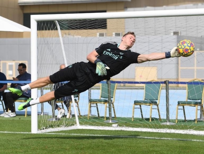 Bernd Leno Siap Dilepas ke Tim Promosi, Dompet Arsenal Bakal Terisi Ratusan Miliar Rupiah
