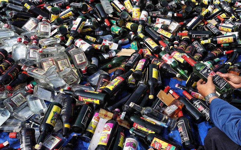 Hadis yang Berisi Larangan Meminum Khamr