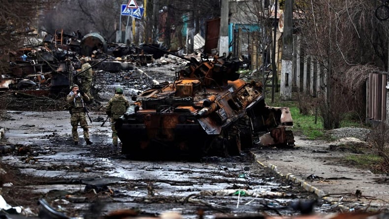 Dibombardir Rusia, Kilang Minyak di Ukraina Ini Musnah Total