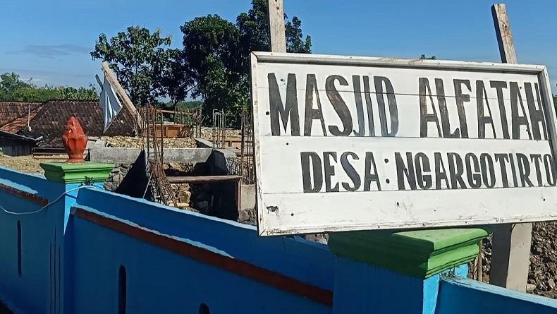 Heboh Masjid di Sragen Telanjur Dibongkar, Bantuan Para Donatur Mulai Mengalir