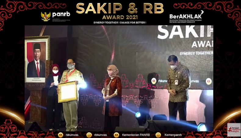 308 Pemerintah Kabupaten dan Kota Dapat Predikat CC SAKIP dan RB 2021