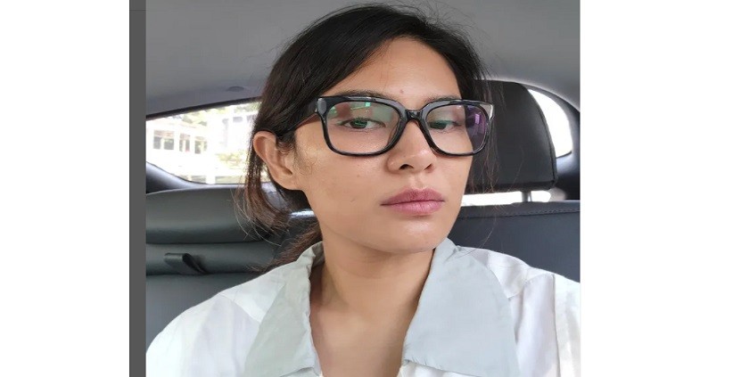 Unggah Foto Muka Ngantuk Tanpa Make Up, Dian Sastrowardoyo Bikin Netizen Iri