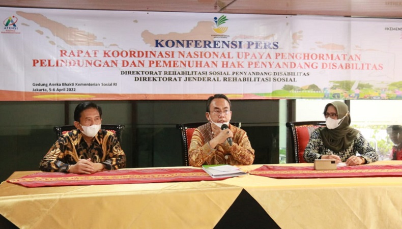 Kemensos Akan Tangkap Manusia Gerobak Gadungan saat Ramadan