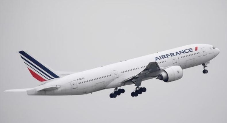 Pesawat Boeing 777 Nyaris Celaka saat Mendarat di Paris, Pilot Putuskan Go Around