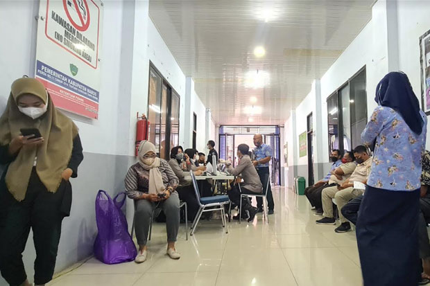 Ada Wacana Penundaan TPP dan THR, Ratusan ASN Maros Serbu Vaksinasi Booster