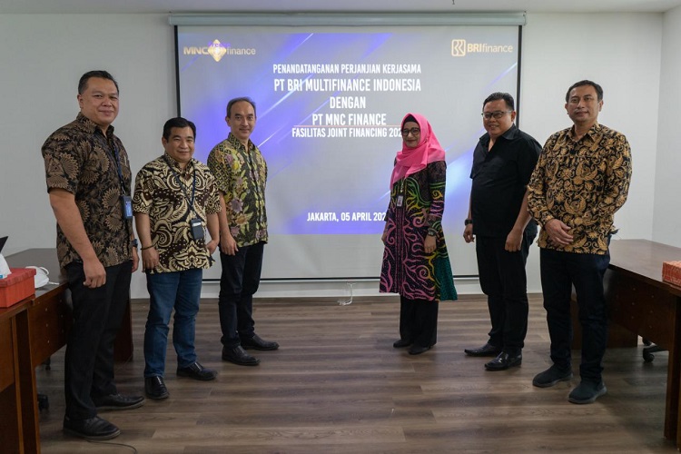 Fasilitasi Pembiayaan Kepemilikan Mobil, MNC Finance x BRI Finance Tanda Tangani Perjanjian Kerja Sama