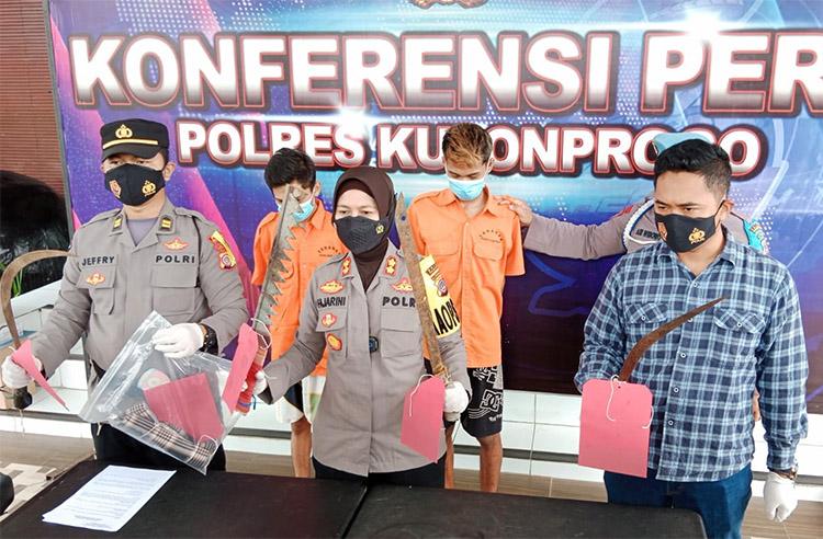 Simpan Senjata Tajam untuk Tawuran, 2 Remaja Putus Sekolah di Kulonprogo Ditangkap Polisi