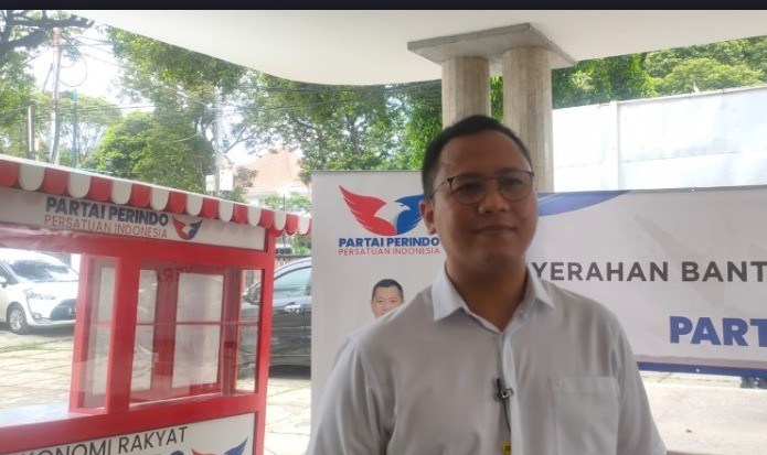 Salurkan Bantuan Gerobak, Partai Perindo : Bentuk Konkret Mendukung UMKM  