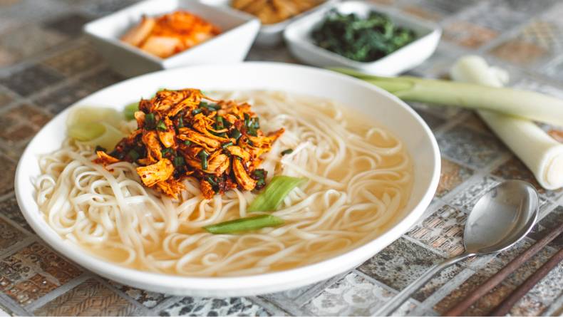  Cara Membuat Mie Ayam Rumahan Enak dan Mudah, Ini Resep Rahasianya