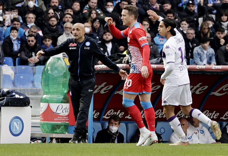 Hasil Napoli Vs Fiorentina: Keok di Kandang, Il Partinopei Gagal Geser AC Milan dari Puncak