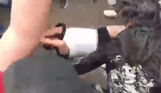 Penampakan Ade Armando Tergeletak di Tanah Sambil Tutupi Wajah usai Dikeroyok