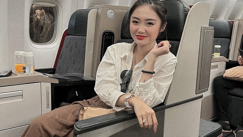 Pacar Indra Kenz dan Ayahnya Ditahan terkait Kasus Binomo