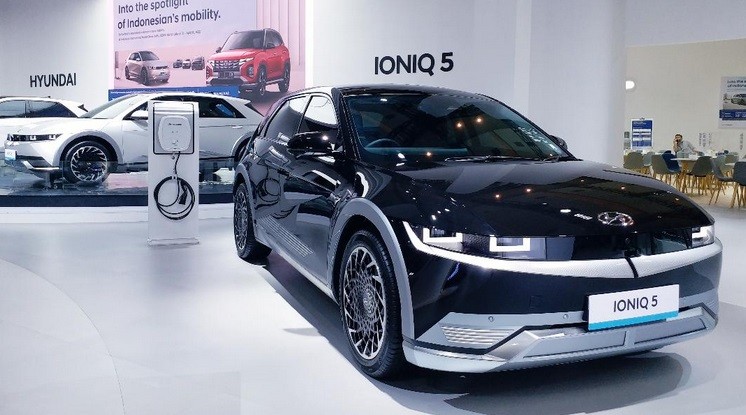 Sengat Pengunjung IIMS 2022, Mobil Listrik Hyundai Ioniq 5 Cetak Pemesanan 800 Unit