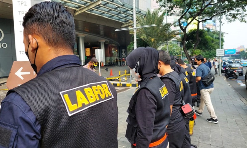 Tim Labfor Polda Jatim Selidiki Penyebab Kebakaran Tunjungan Plaza 5 Surabaya 