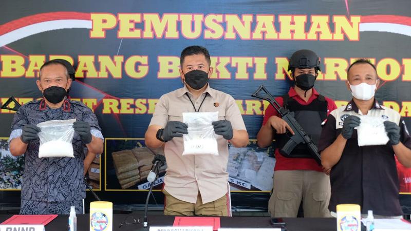Polda Jateng Musnahkan Puluhan Kilogram Ganja dan Sabu Hasil Operasi Bersinar Candi