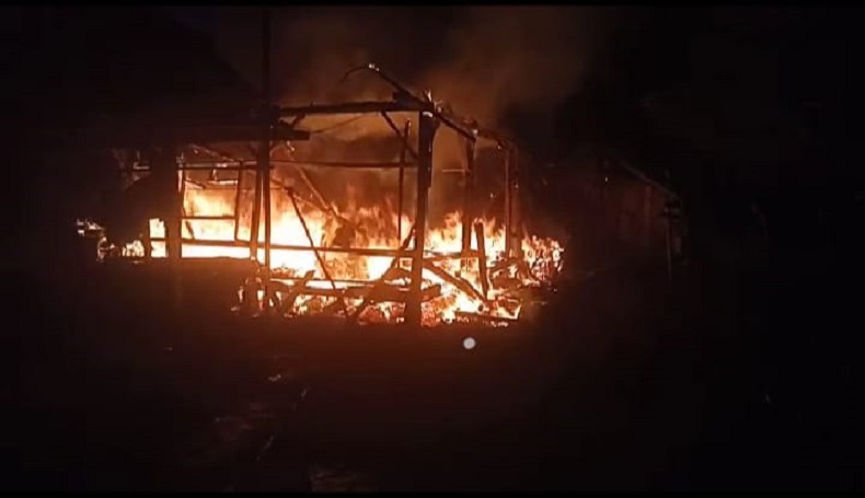 Terjebak Kobaran Api, Janda Bersama 3 Anaknya di Sukabumi Berhasil Selamat