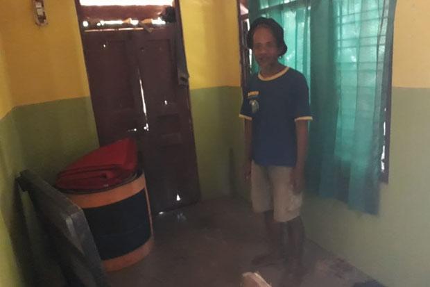 Rumah Kosong Ditinggal Pergi ke Ladang, Motor Butut Supono Digasak Maling