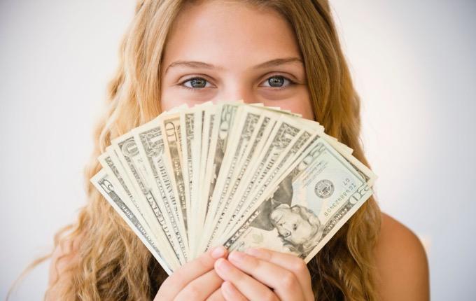 Ramalan Zodiak Hari Ini, Senin 18 April 2022: Sagitarius, Leo, Libra, dan Aquarius Hati-Hati Membelanjakan Uang THR