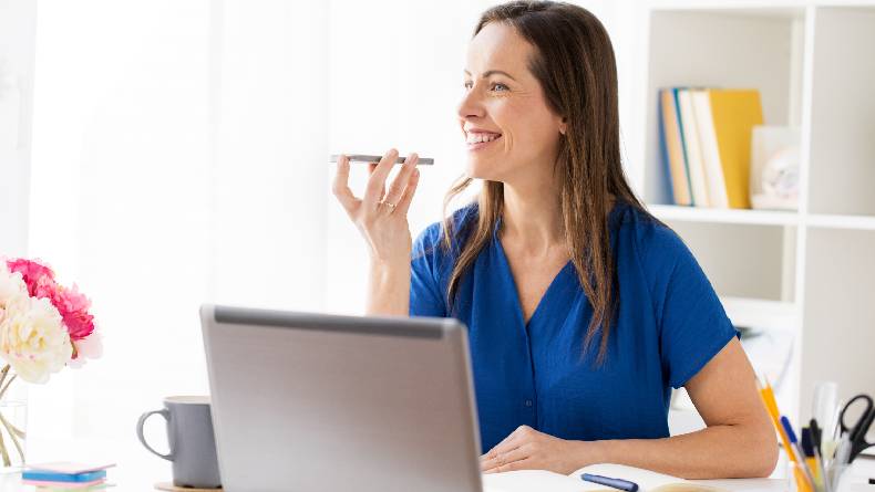 Cara Mengirim Rekaman Suara Melalui Email