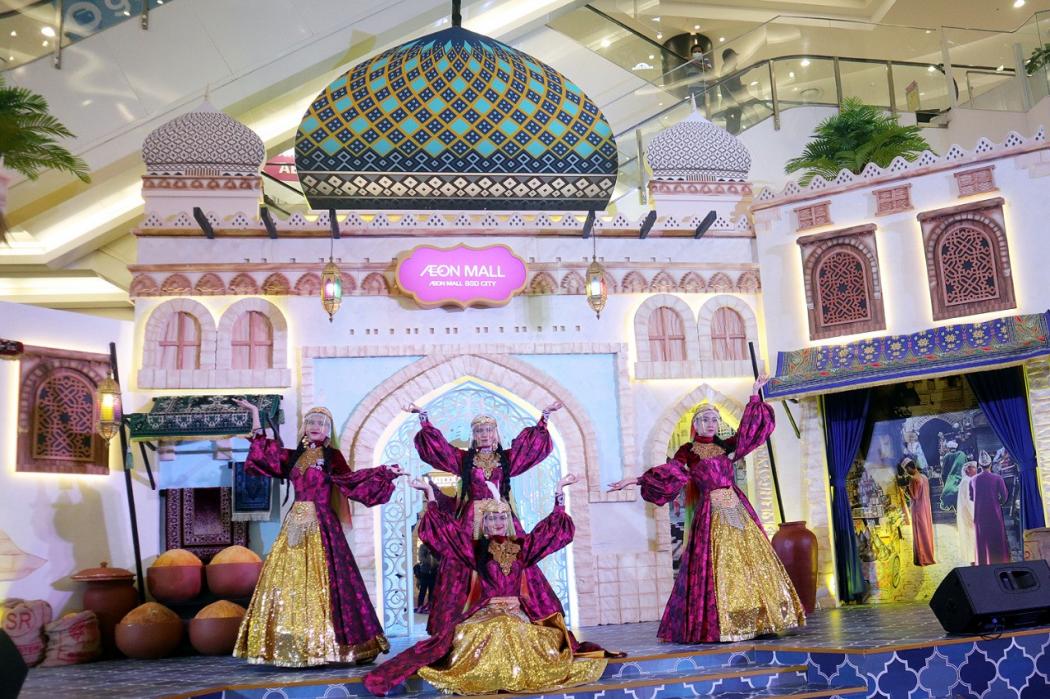Menikmati Nuansa Ramadan Khas Timur Tengah di 1001 Arabian Night, Ada Istana Super Megah