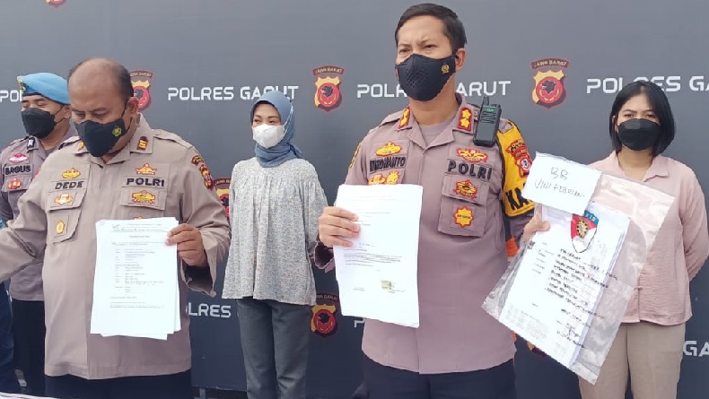 Wanita Penipu Modus Investasi Bodong Serahkan Diri ke Polres Garut, Suaminya Buron
