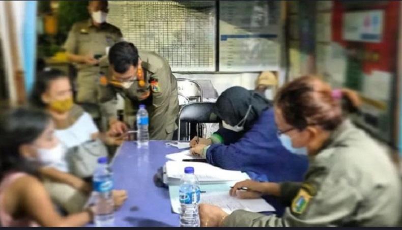 Lagi Open BO, Lima PSK di Jakbar Diamankan