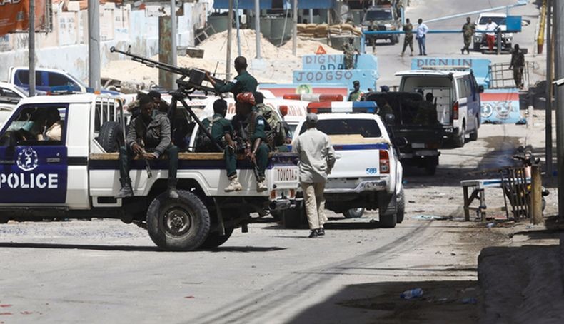 Tega! Teroris Serang Konvoi Kendaraan Pembawa Pasokan Makanan, 20 Warga Tewas