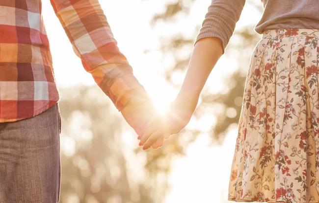 Ramalan Zodiak Hari Ini, Sabtu 23 April 2022: Aries, Taurus, Gemini, Cancer Peruntungan Keuangan dan Asmara Sedang Baik