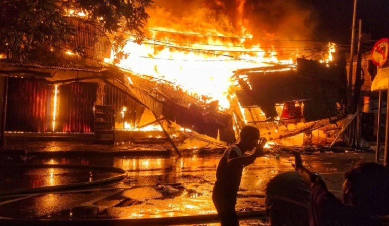 7 Fakta Kebakaran Hebat di Sekitar Pasar Gembrong Jaktim, Nomor 6 Paparkan Total Kerugian