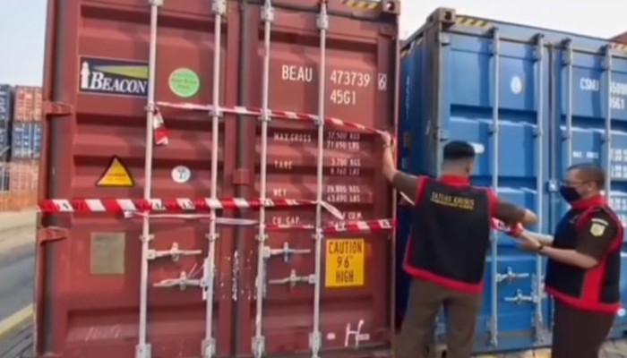 Viral Video Kontainer Berisi 1.835 Karton Minyak Goreng Akan Diekspor ke Hong Kong Disita