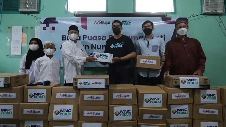 MNC Peduli dan Ayo Blajar Serahkan Bantuan Ramadan ke Panti Asuhan Nurul Iman Mentas