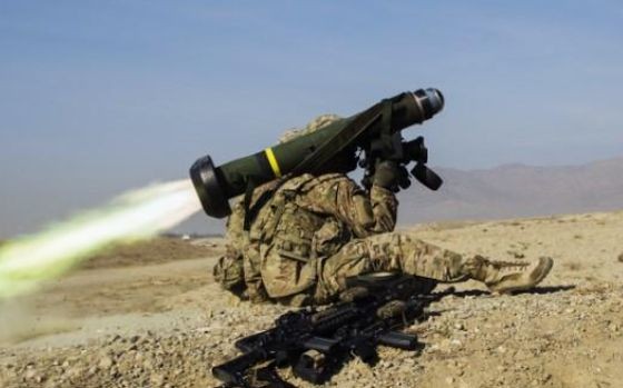 Biden: AS Akan Terus Kirim Senjata Canggih ke Ukraina, termasuk Rudal Javelin