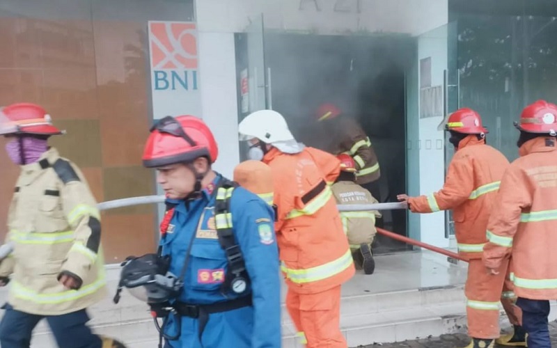 Kebakaran Hanguskan Ruko di Bekasi Utara, Diduga akibat Korsleting Listrik
