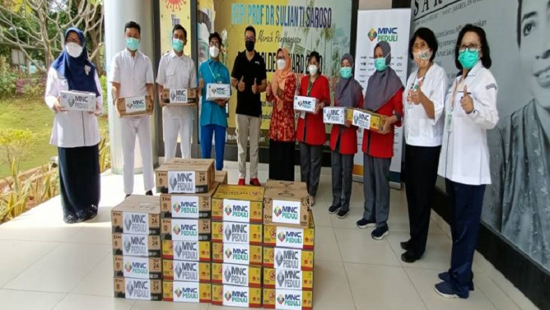 Dapat Bantuan dari MNC Peduli, Nakes RSPI: Membantu Menambah Imun Kami