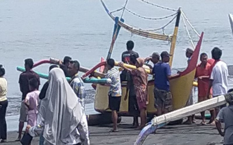 Pemudik Naik Sampan Hilang di Laut, Niat Pulang dari Bali ke Jawa
