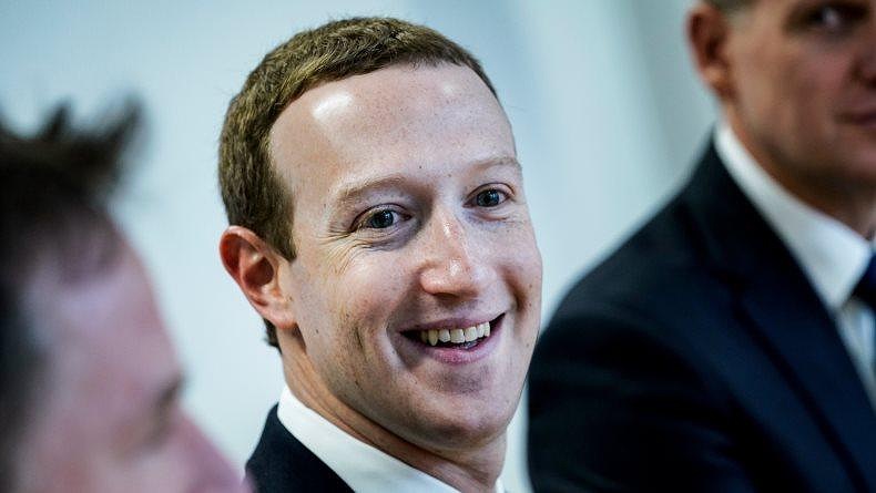 Kekayaan Bos Facebook Bertambah Rp158 Triliun