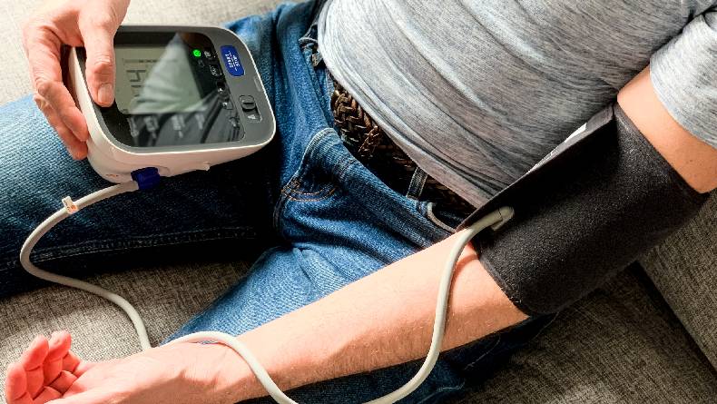 8 Tips Mencegah Hipertensi Saat Lebaran, Hari Raya Jangan Sampai Timbun Penyakit