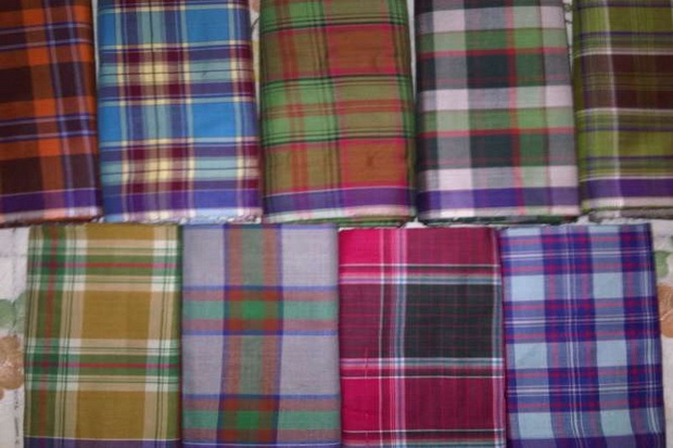 Cari Merek Sarung Terbaik? Cek di Sini