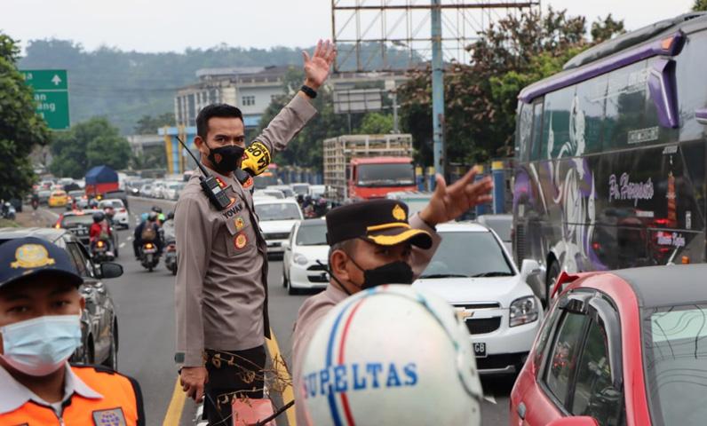  Imbas One Way Tol Kalikangkung-Bawen, Ini Rekayasa Lalu Lintas di Simpang Tiga