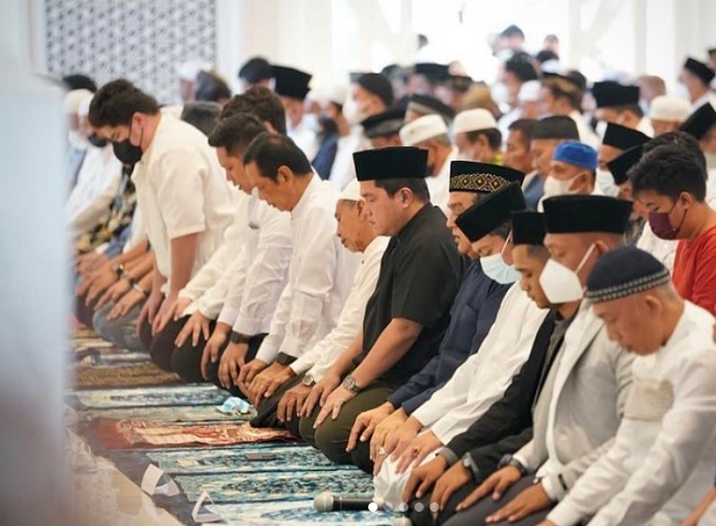 Salat Id Perdana Tatap Muka, Erick Thohir: Hadiah Besar Setelah Melalui Masa Sulit