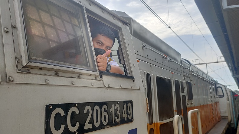 Perjuangan Masinis Kereta Api, Harus Tetap Bertugas saat Idul Fitri