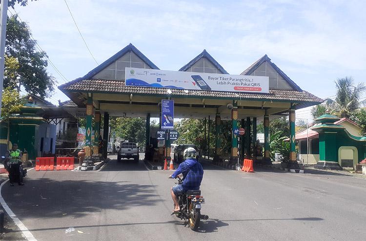 Ribuan Wisatawan Padati Objek Wisata di Bantul, Pantai Parangtritis Masih Jadi Idola