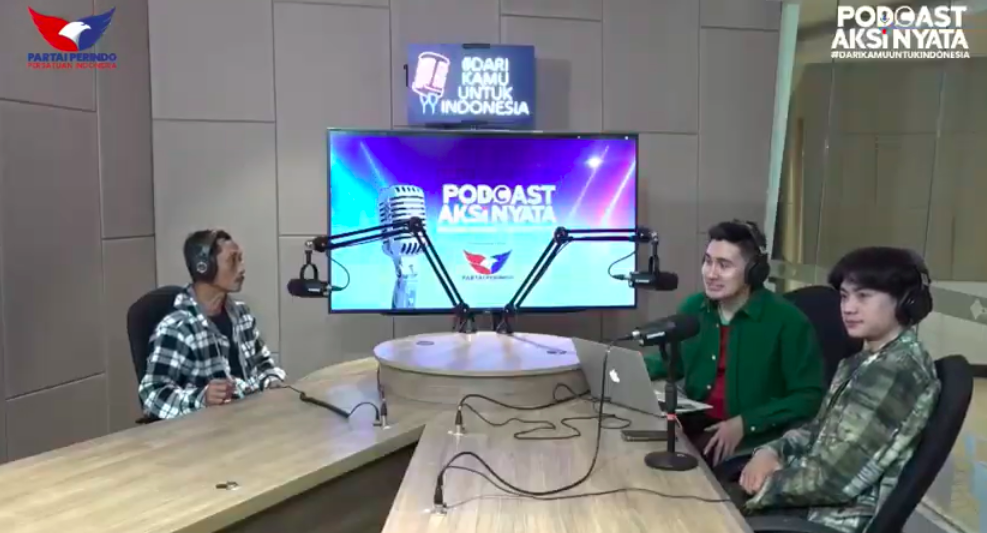 Kisah Haru Anak Pedagang Cilok yang Kini Sukses Jadi Seleb Tiktok