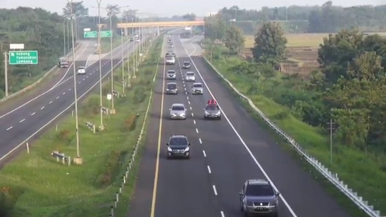 195.453 Kendaraan Kembali ke Jabodetabek saat Arus Balik Mudik 4 Mei 2022
