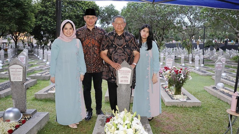 AHY Kenang Ibunda di Momen Lebaran: Biasanya Ibu Ani yang Paling Aktif