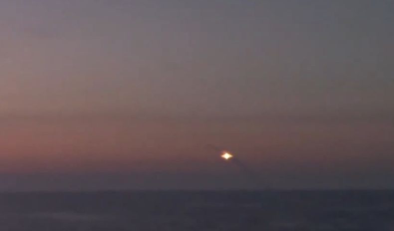 Rusia Rilis Video Kapal Selam Tembakkan Rudal ke Ukraina, Peringatkan Barat Setop Kirim Senjata
